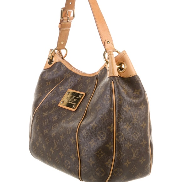 Loui Vuitton Shoulder bag. - Picture 2 of 6